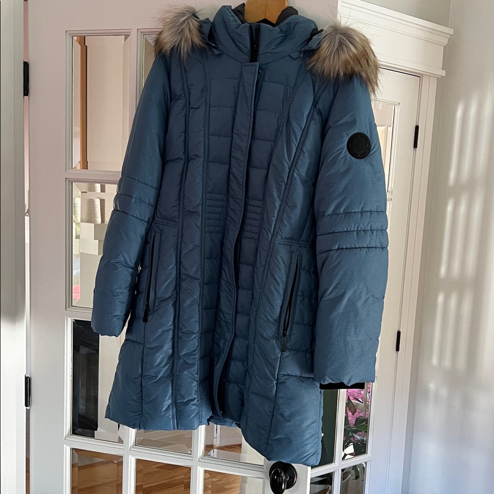 Women's Blue Puffer Coat with Fur Trim. Chillux brand